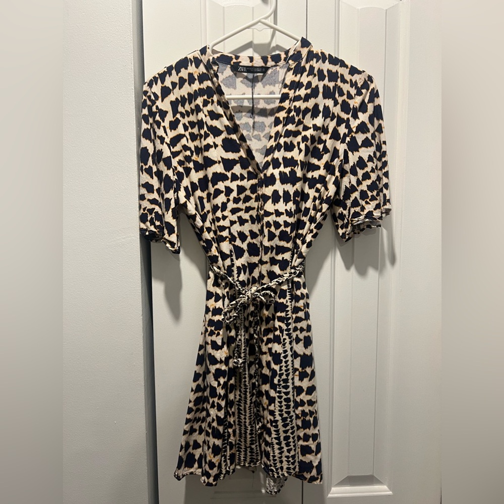 Women’s Zara dress
